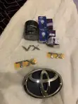 Vifaa vya Gari: Mazda Oil Filter, Nembo za Toyota, Bulbs za H7/9005/9006 - 1