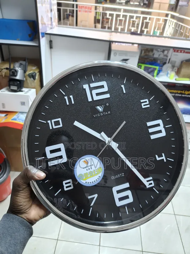 Kamera ya Usalama ya Saa ya Ukutani Isiyo na Waya na Utambuzi wa Mwendo - 1