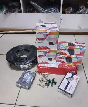 Hikvision 4 Camera HD Security Kit na Sauti ya Njia Mbili