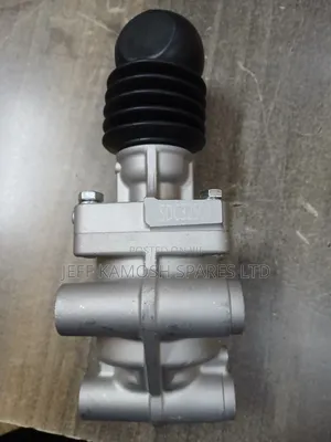 Mitsubishi Fuso Gearbox Valve High/Low - Brand New