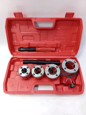 Die Stock Ratchet Set 1/2, 3/8, 3/4, 1 1/4 Inch