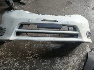 Bampa ya Mbele ya Nissan Serena