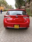 Toyota Auris 2018 Nyekundu - 4