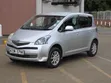 Toyota Ractis 2010 Nyeupe - 2
