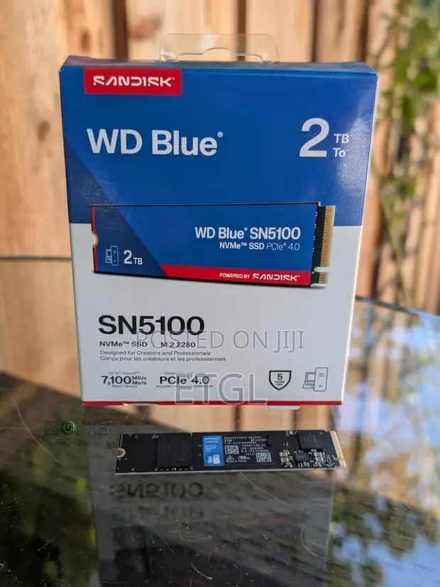 WD Blue SN5100 Internal SSD NVMe 500GB M.2 2280 - 1