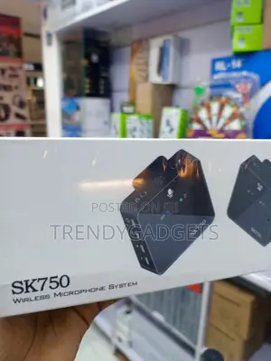 SK750 Wireless Lavalier Microphone for Phone & Camera