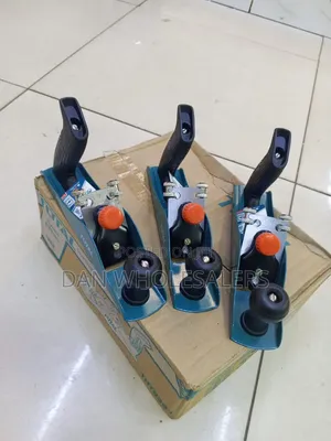 Total Professional Wood Hand Planer 235mm