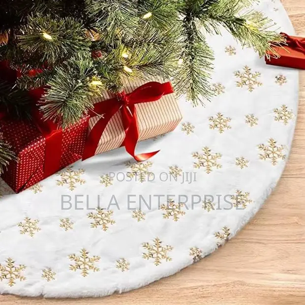 White Beaded Snowflakes Christmas Tree Skirt 90cm - 1