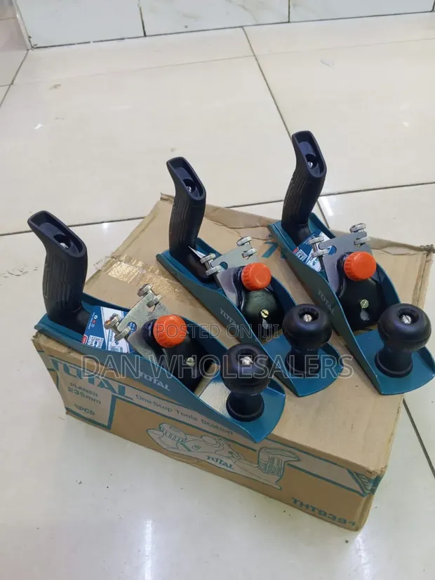 Total Heavy Duty Wood Planer - Kina cha kukata kinachoweza kurekebishwa - 1