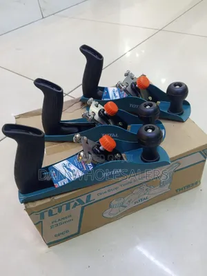 Total Manual Wood Planer 235mm