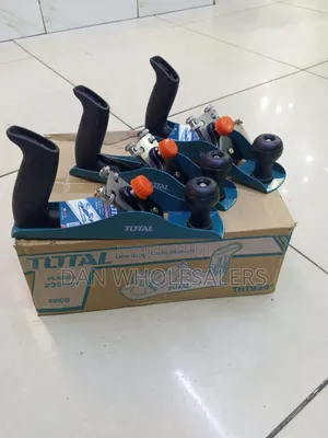 Total Industrial Hand Planer for Timber Finishing