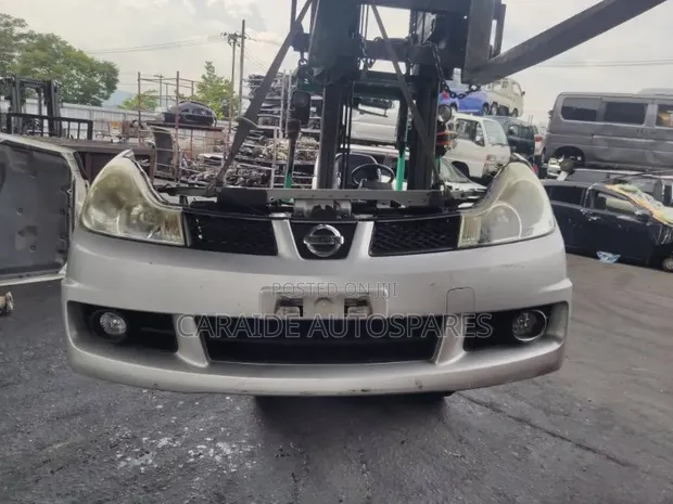 Nissan Wingroad Nosecut 2014/2015 - 1