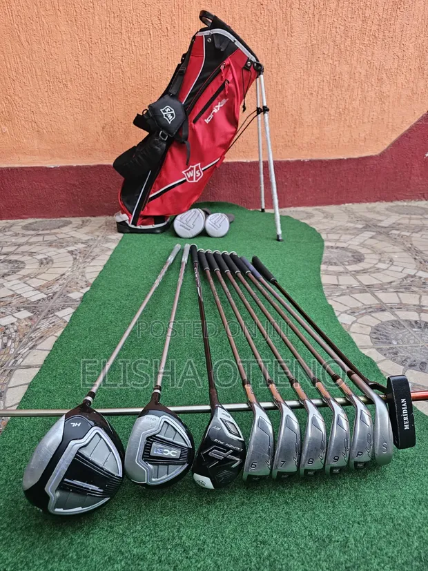Wilson Staff Launch Pad Ladies Golf Club Set - 1