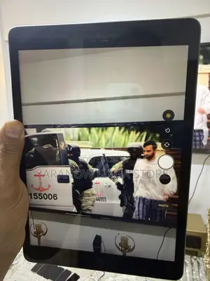 Apple iPad 10.2 (2021) 64GB Kijivu