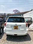 Toyota Vanguard 2010 Nyeupe - 4