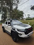Toyota Hilux 2017 Nyeupe - 1