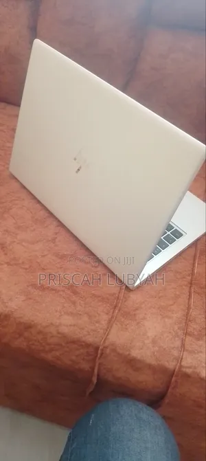 Laptop HP EliteBook 840 G6 8GB RAM 250GB SSHD