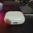 Apple AirPods Pro (Kizazi cha 4) - 1