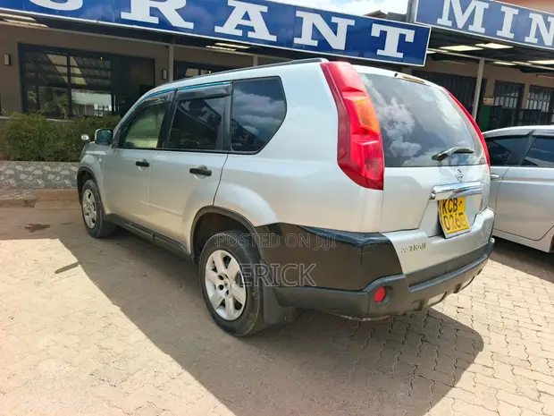 Nissan X-Trail 2008 Nyeupe - 1