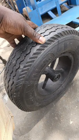 Tairi na Wheel Mpya Kabisa
