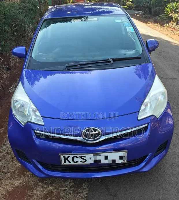 Toyota Ractis 2012 Blue - 1