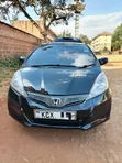 Honda Fit 2012 Nyeusi ya Matt - 1