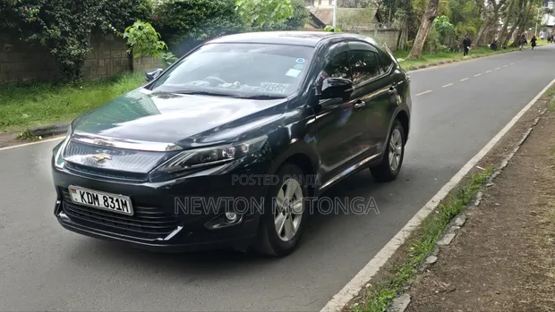 Toyota Harrier 2.0 4WD 2017 Black - 1