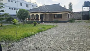 Nyumba ya Vyumba 4 kwa Uuzaji Olive Inn, Nakuru Town East