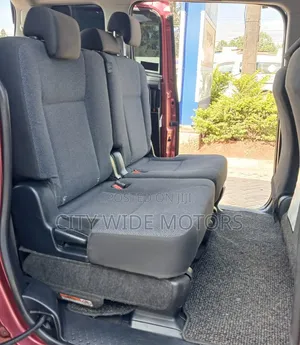 Toyota Sienta 1.5 AWD (Viti 6) 2017 Nyekundu