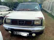 Nissan Hardbody 2004 Nyeupe - 1