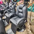 Kinyozi Chair Mpya Kabisa - 2