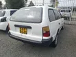 Toyota Corolla 1999 White - 2