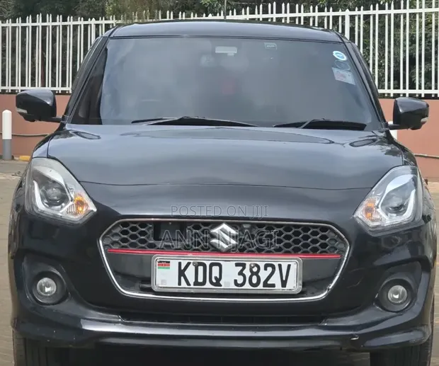 Suzuki Swift RS 2015 Nyeusi - 1