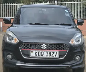 Suzuki Swift RS 2015 Nyeusi