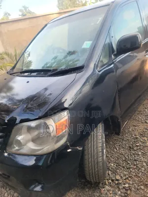Toyota Noah 2.0 FWD (Viti 8) 2003