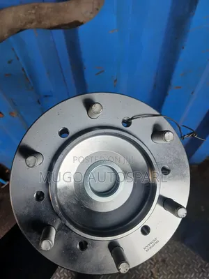 New 7L Wheel Hub for Toyota HiAce