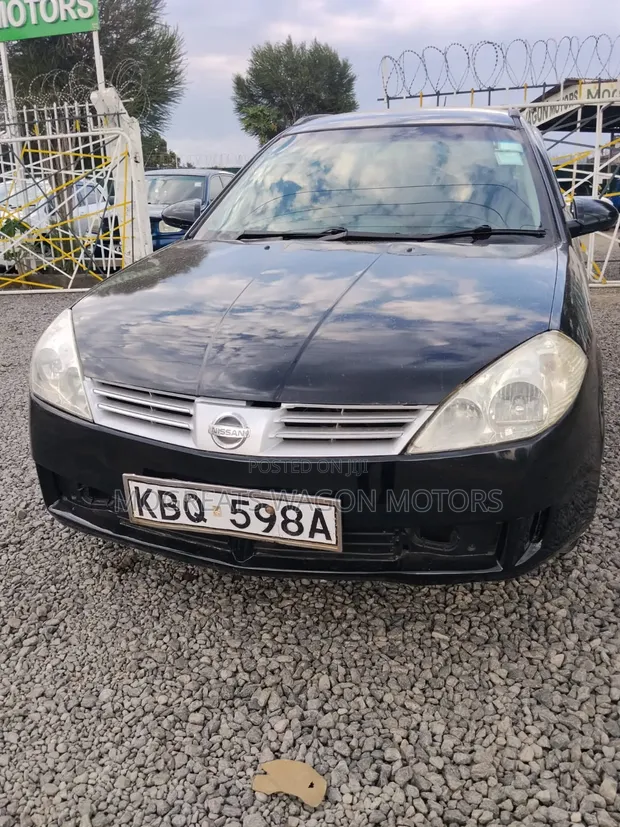 Nissan Wingroad 2006 Nyeusi - 1
