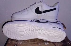 Nike Air Force 1 '07 Low-Top Sneakers - White with Black Swoosh