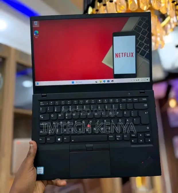 Laptopi ya Lenovo ThinkPad X1 Carbon - 1
