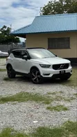 Volvo XC40 2019 Pearl - 2