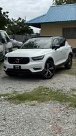Volvo XC40 2019 Pearl - 3