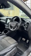 Volvo XC40 2019 Pearl - 4
