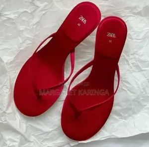 Viatu vya Kisigino vya Kitten Slipper
