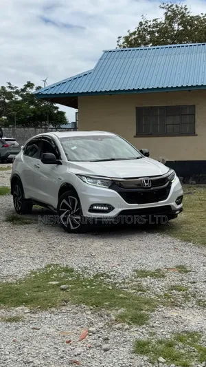 Honda Vezel 2019 Pearl RS