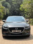Mazda Axela 2018 Gray - 1