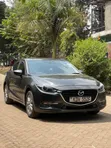 Mazda Axela 2018 Gray - 4