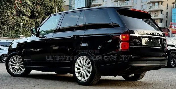 2019 Range Rover Vogue 3.0L Diesel - 1