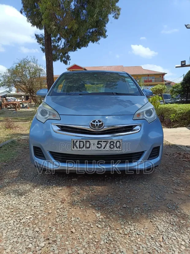 Toyota Ractis 1.3 FWD 2014 Bluu - 1