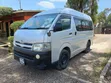 Toyota HiAce Grand Cabin 2011 Nyeusi - 3