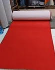 Carpeti Nzuri Nyekundu za Ofisi za Ukuta kwa Ukuta - 1